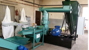 Granulator equipment for the granulation of sawdust, straw, hay, sawdust Poland